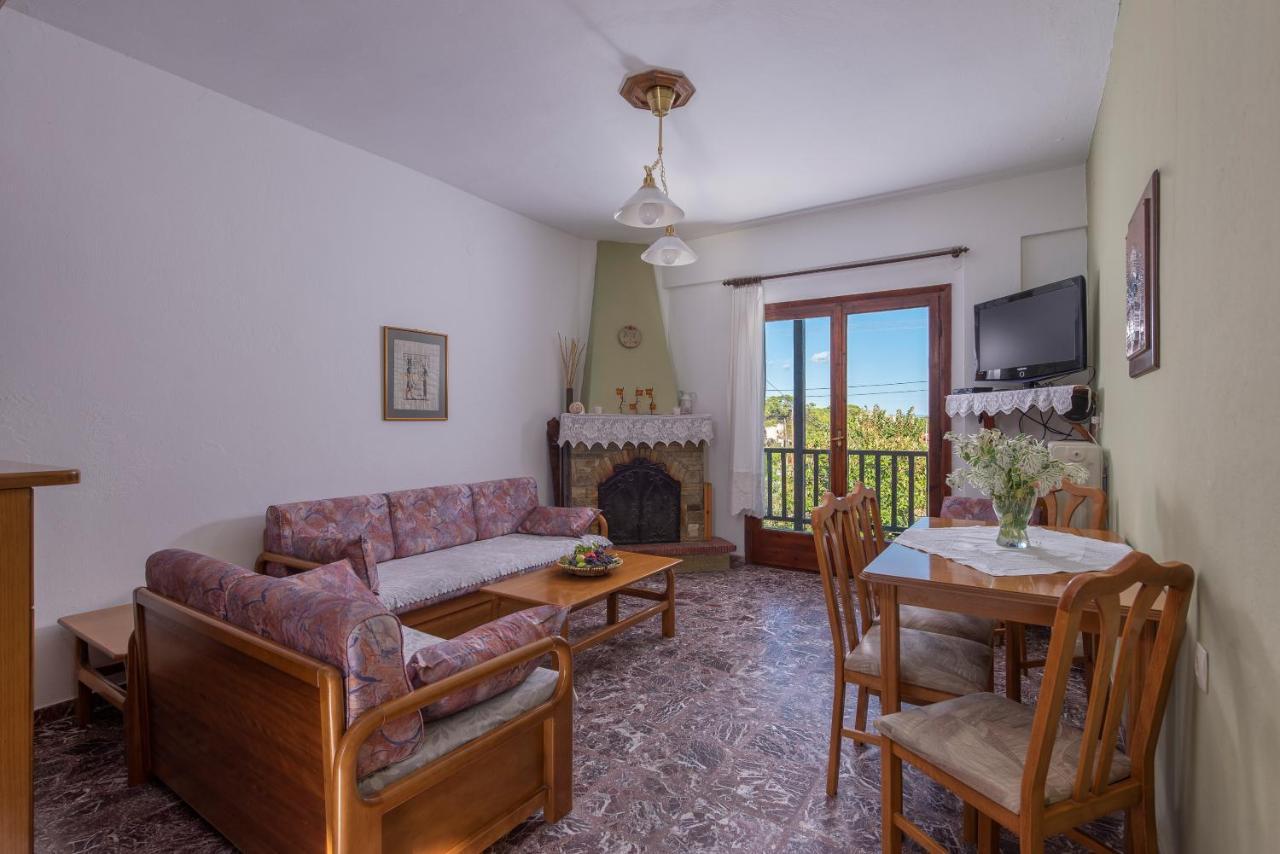 Antigoni'S Apartment Vourvourou Buitenkant foto