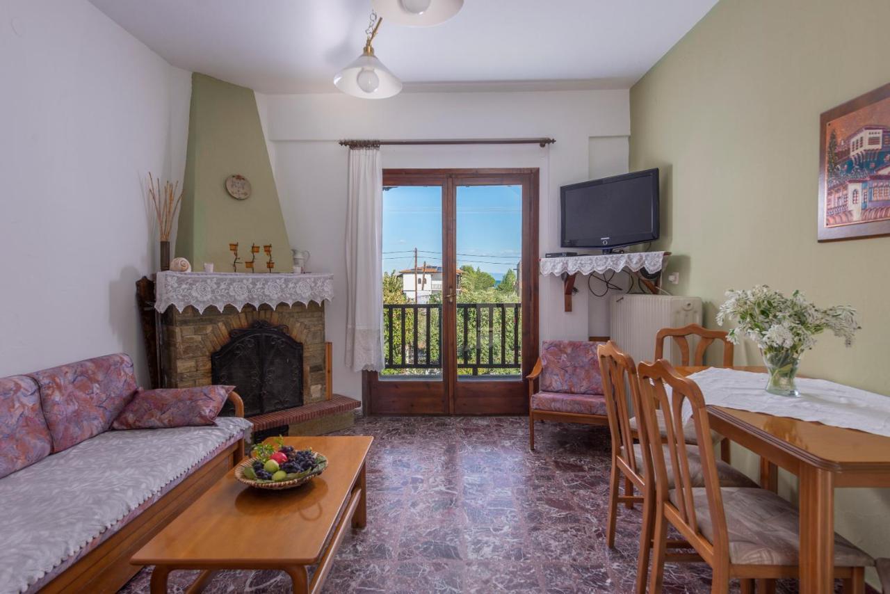 Antigoni'S Apartment Vourvourou Buitenkant foto